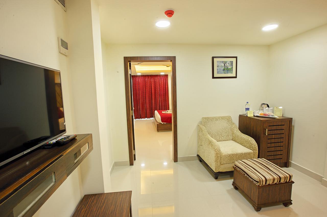 Joyees Residency Hotel Kottayam Luaran gambar